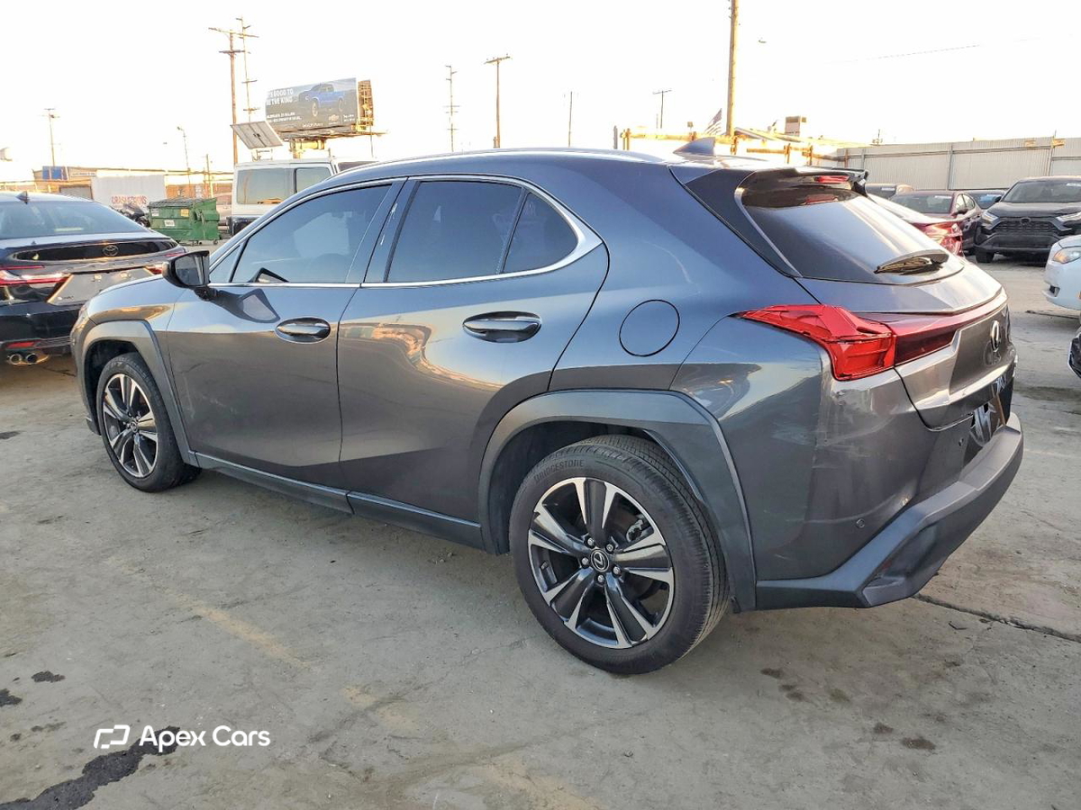 Lexus UX 2022