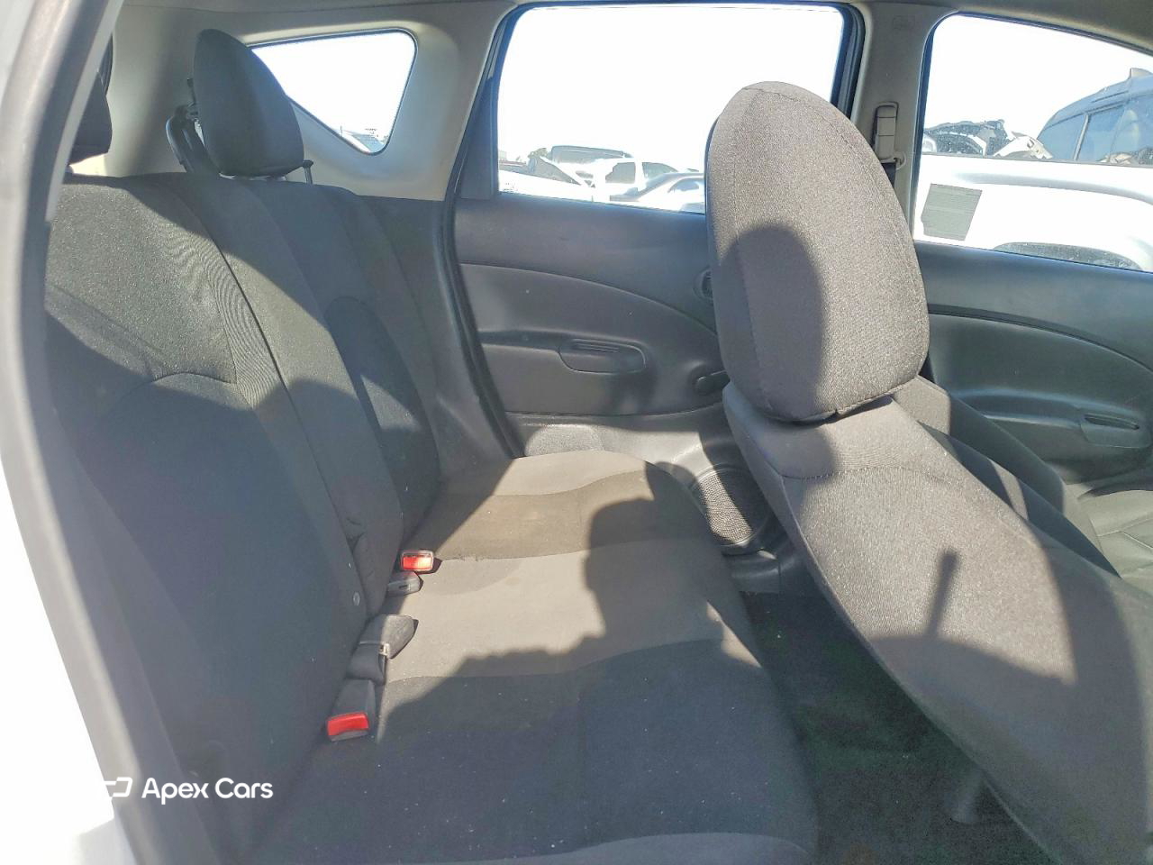Nissan Versa 2016