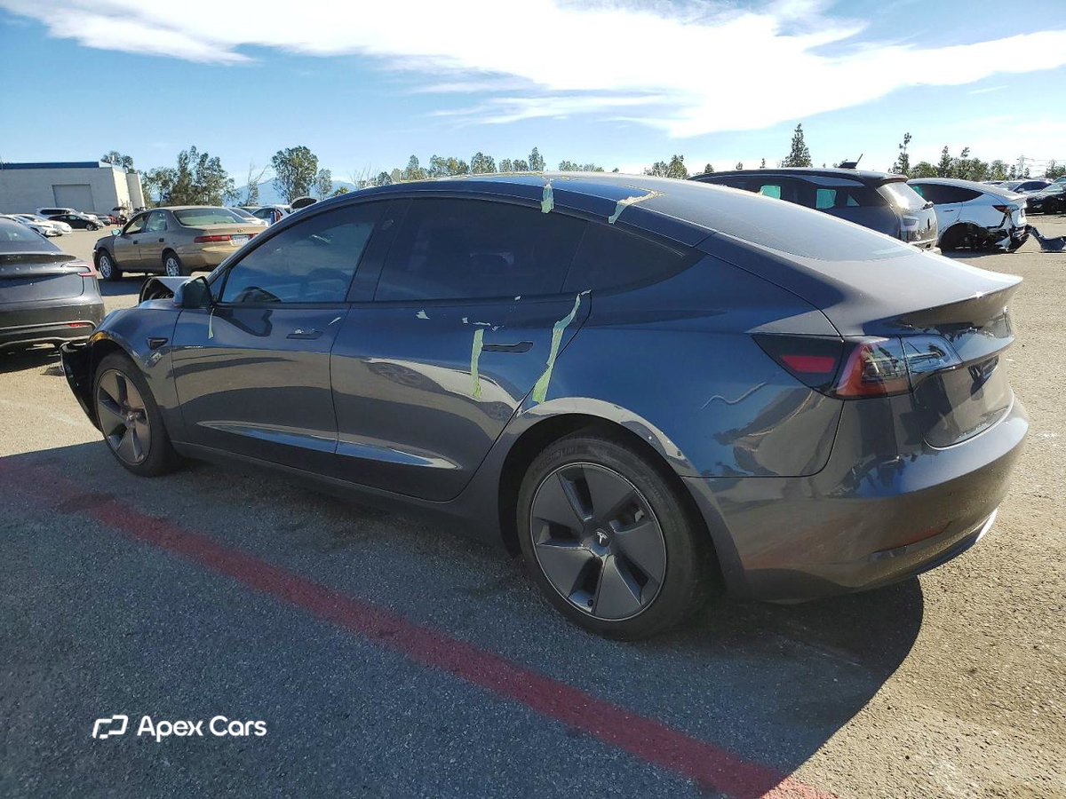 Tesla Model 3 2022
