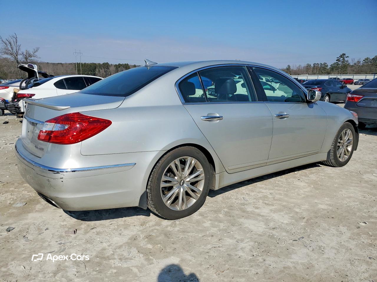 Hyundai Genesis 2012