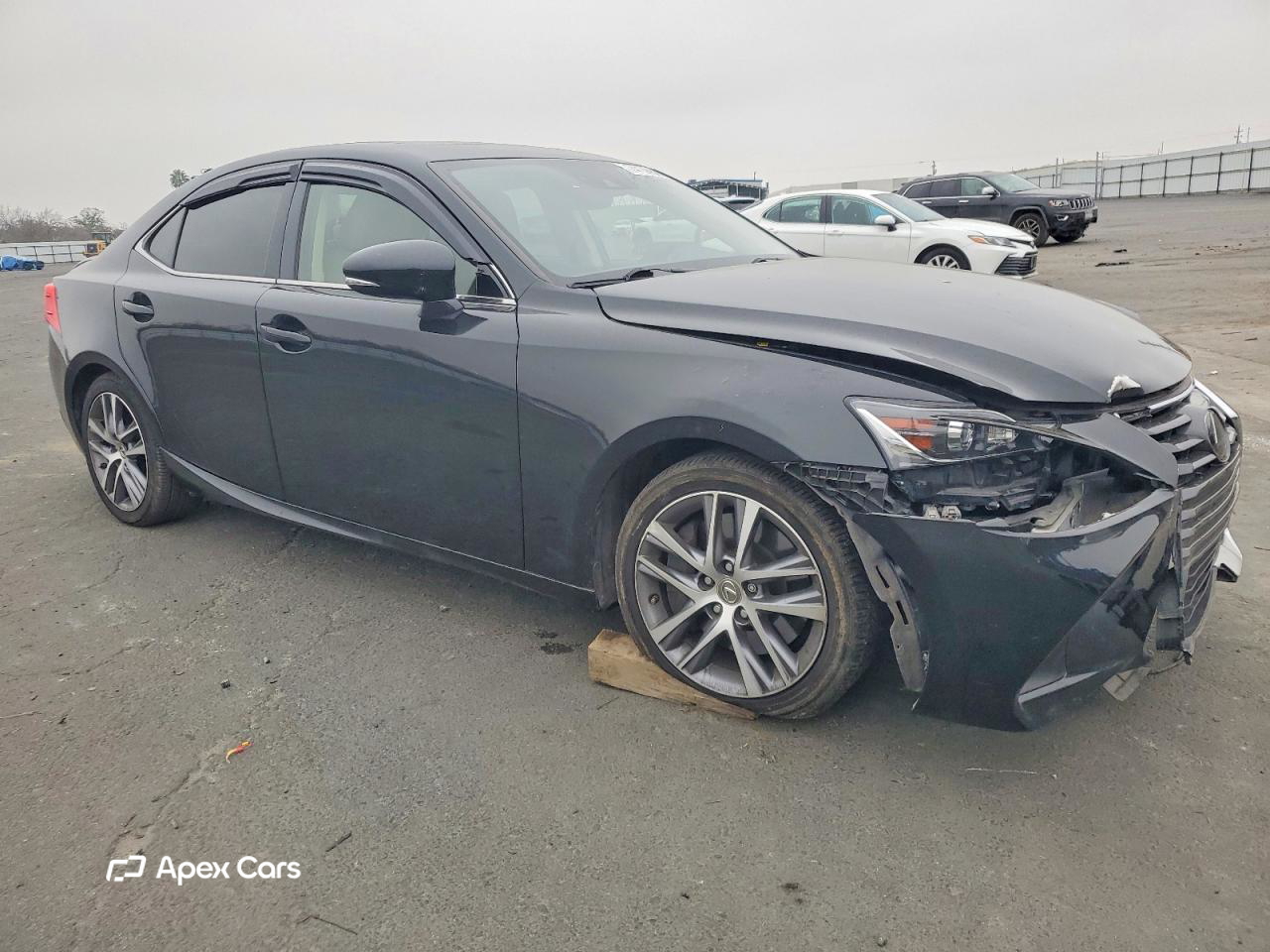 Lexus IS 2020