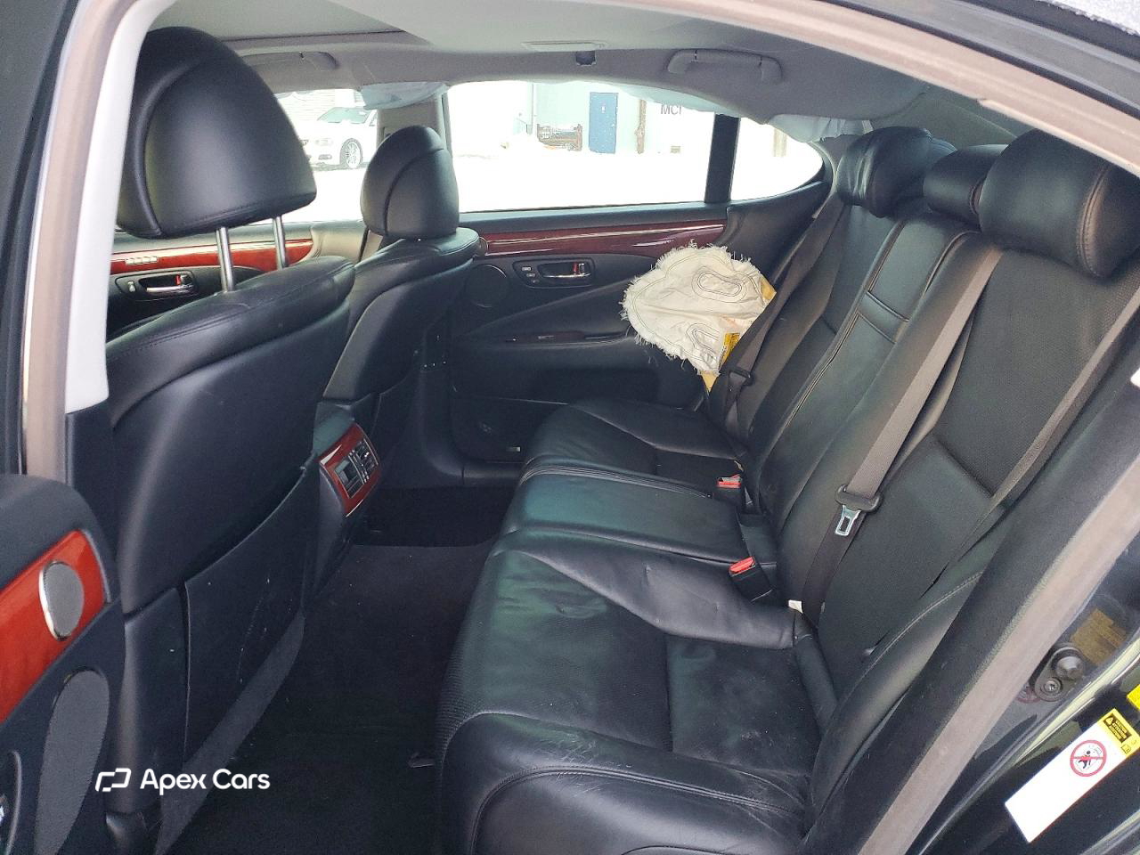 Lexus LS 2011
