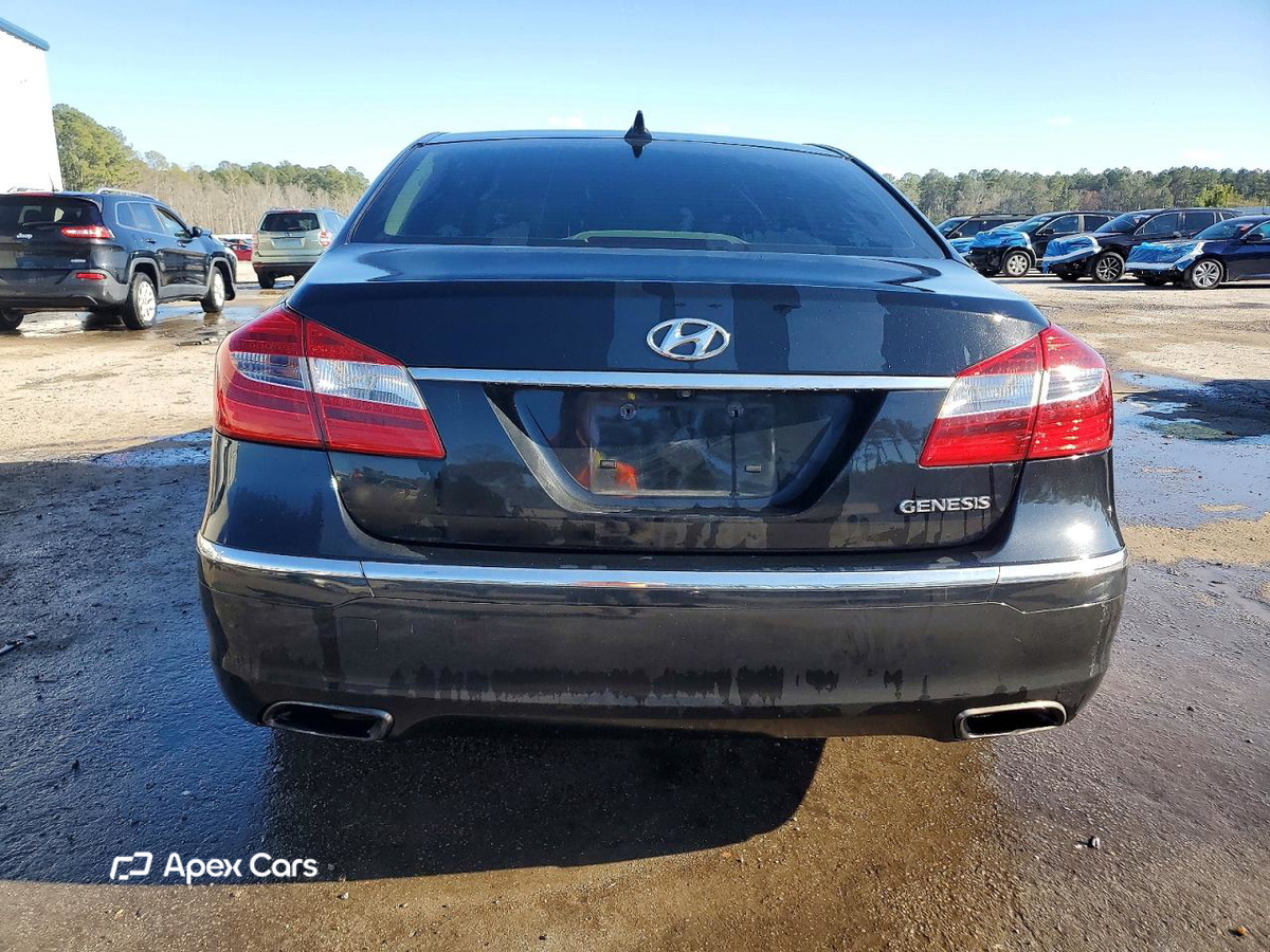 Hyundai Genesis 2014