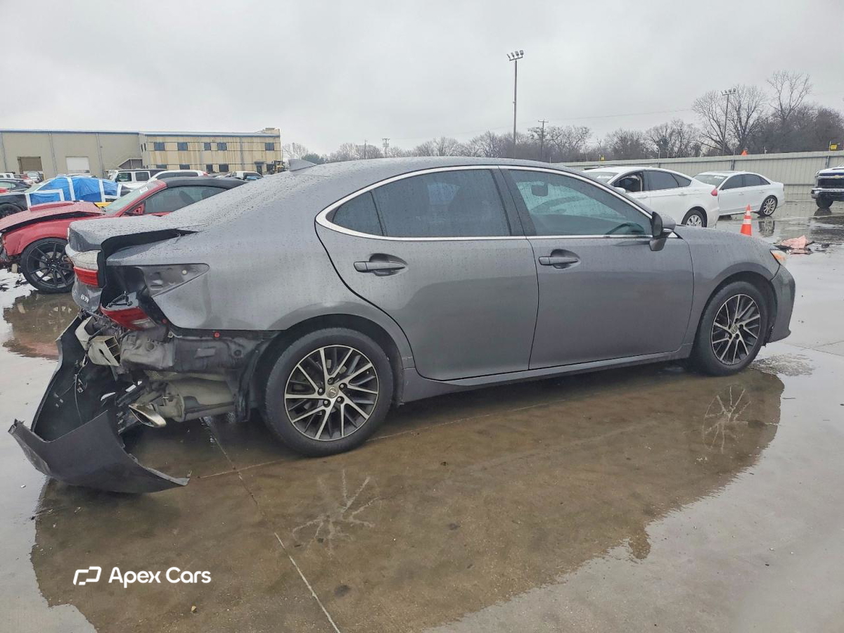 Lexus ES 2016