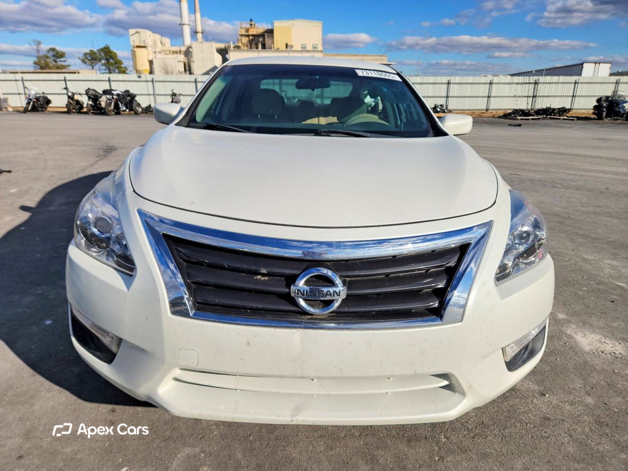 Nissan Altima 2015