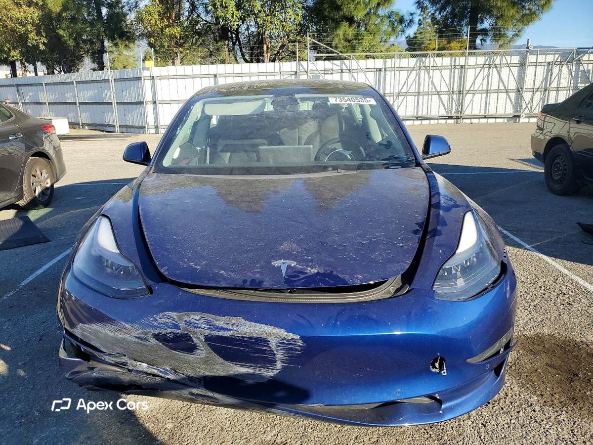 Tesla Model 3 2022