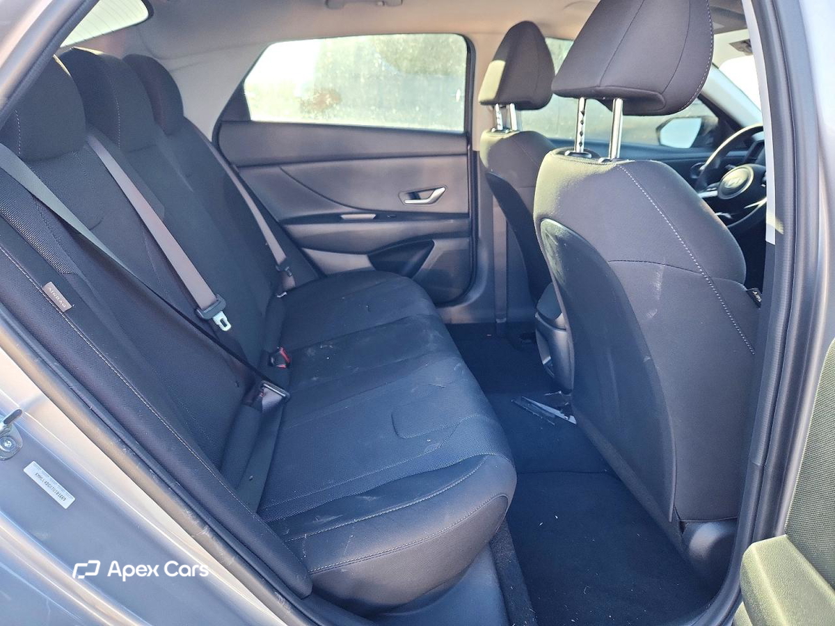 Hyundai Elantra 2026