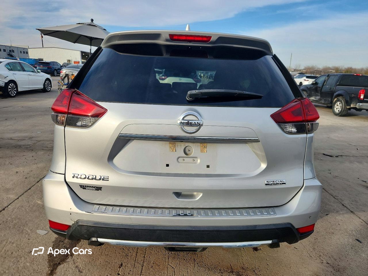 Nissan Rogue 2020