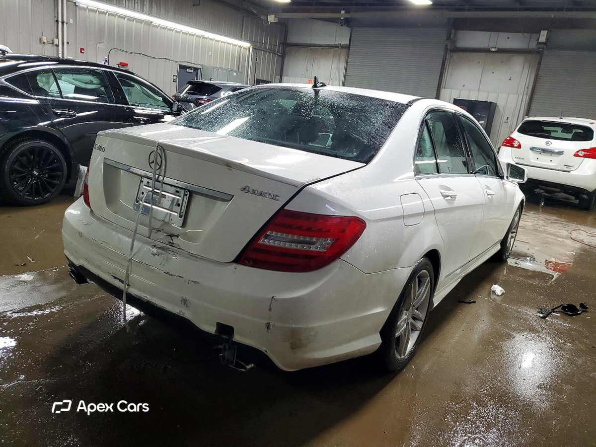 Mercedes-Benz  2014