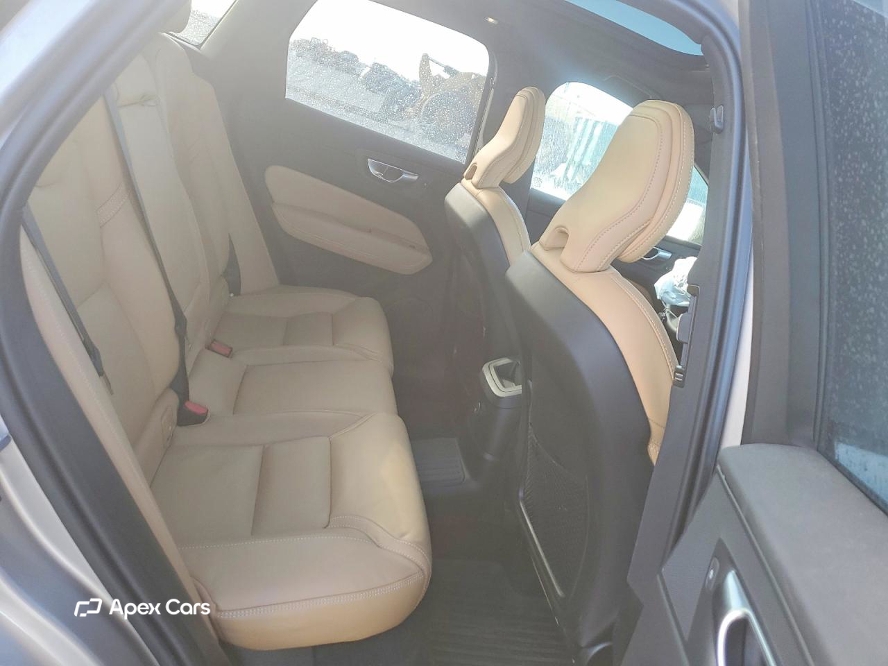 Volvo XC60 2025
