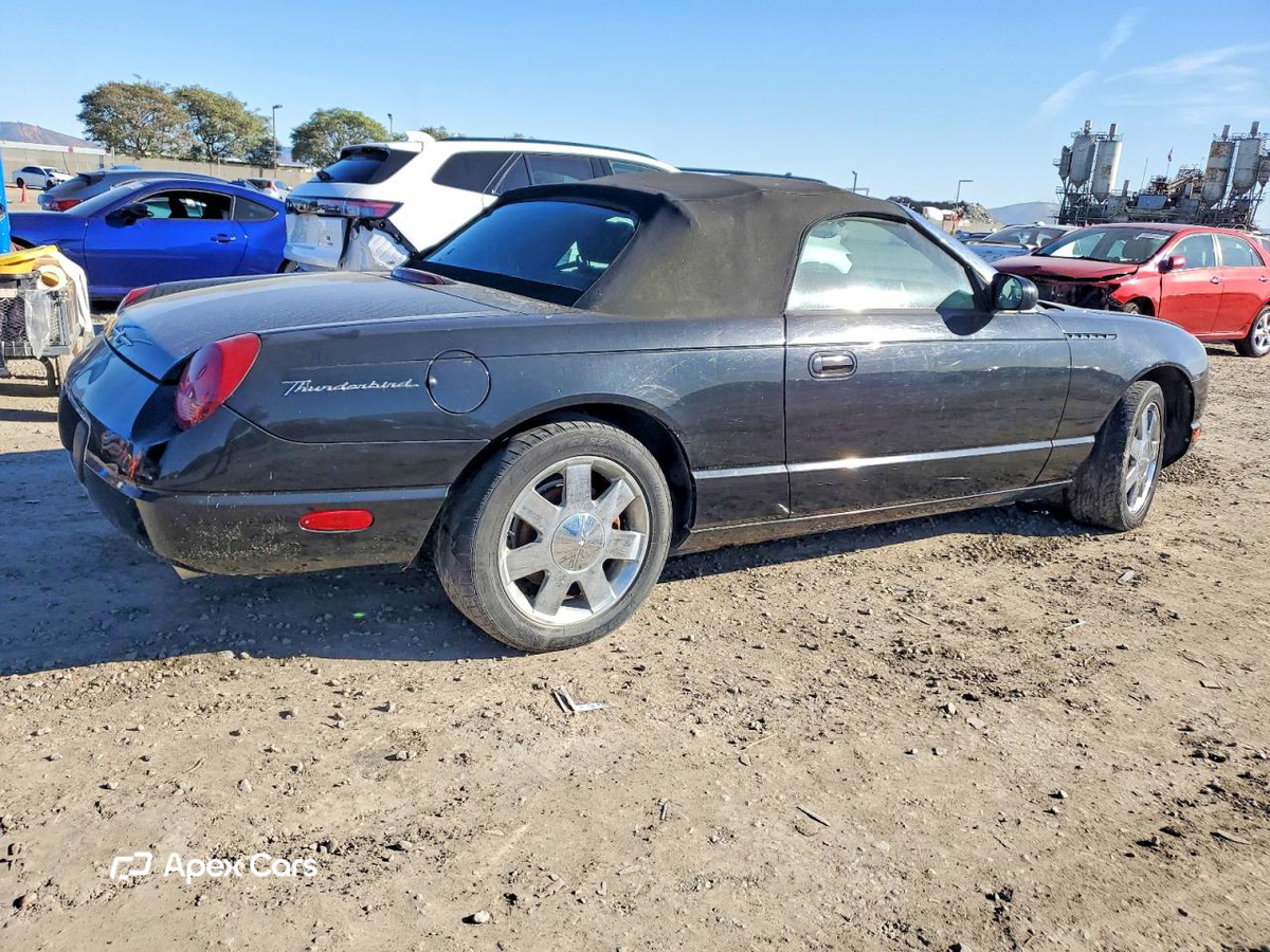Ford Thunderbird 2002