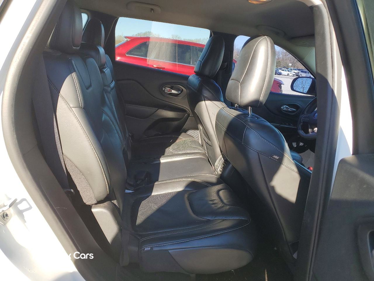 Jeep Cherokee 2016