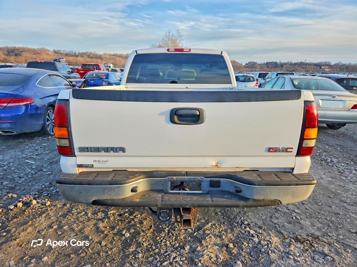 GMC Sierra 2005