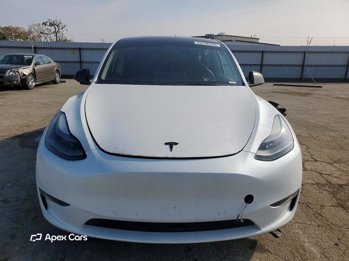 Tesla Model Y 2022