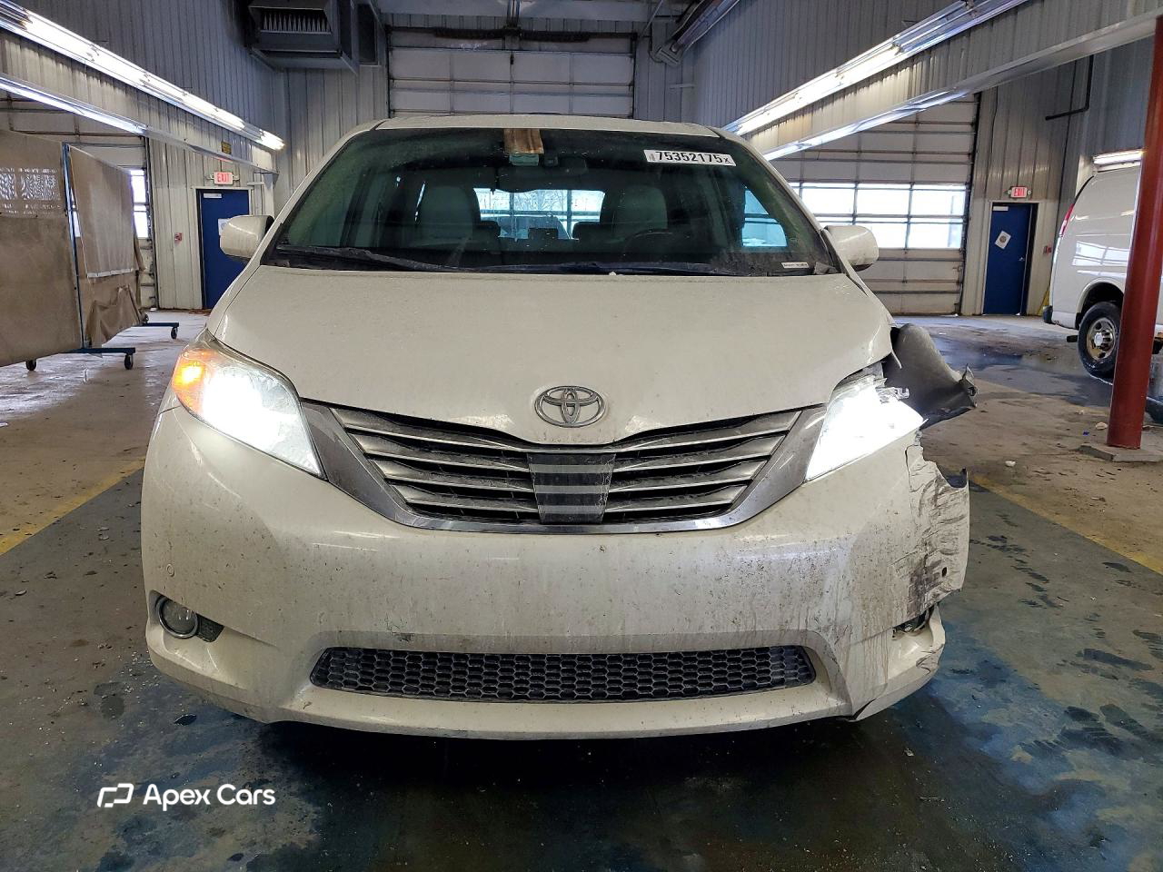 Toyota Sienna 2012