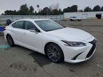 Lexus ES 2025