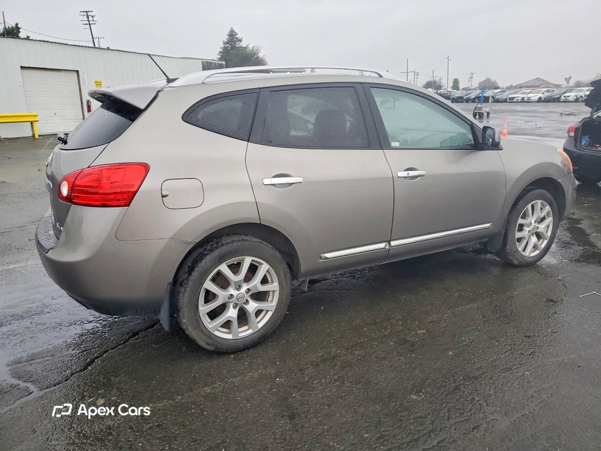 Nissan Rogue 2012