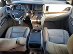 Toyota Sienna 2016