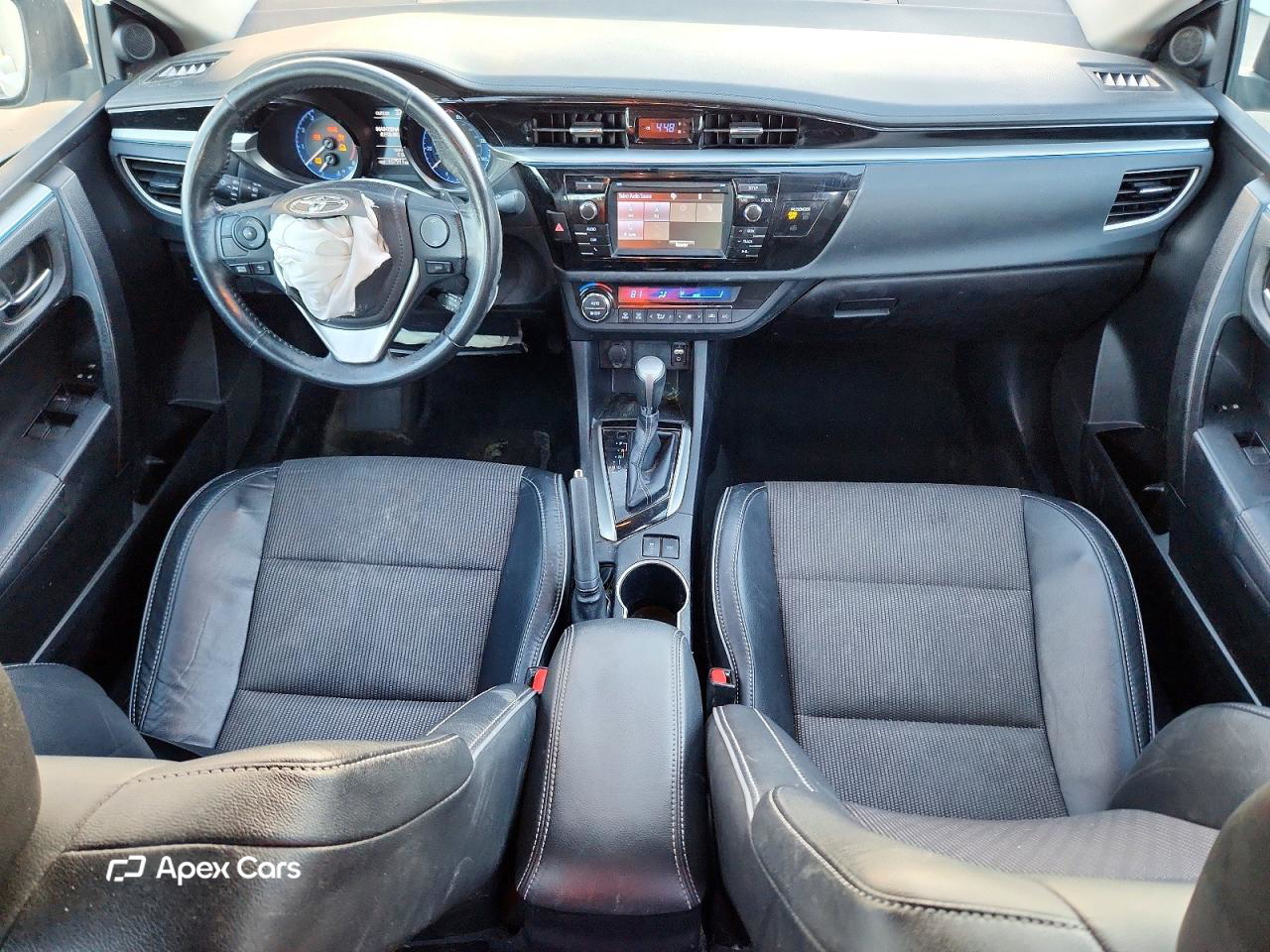 Toyota Corolla 2015