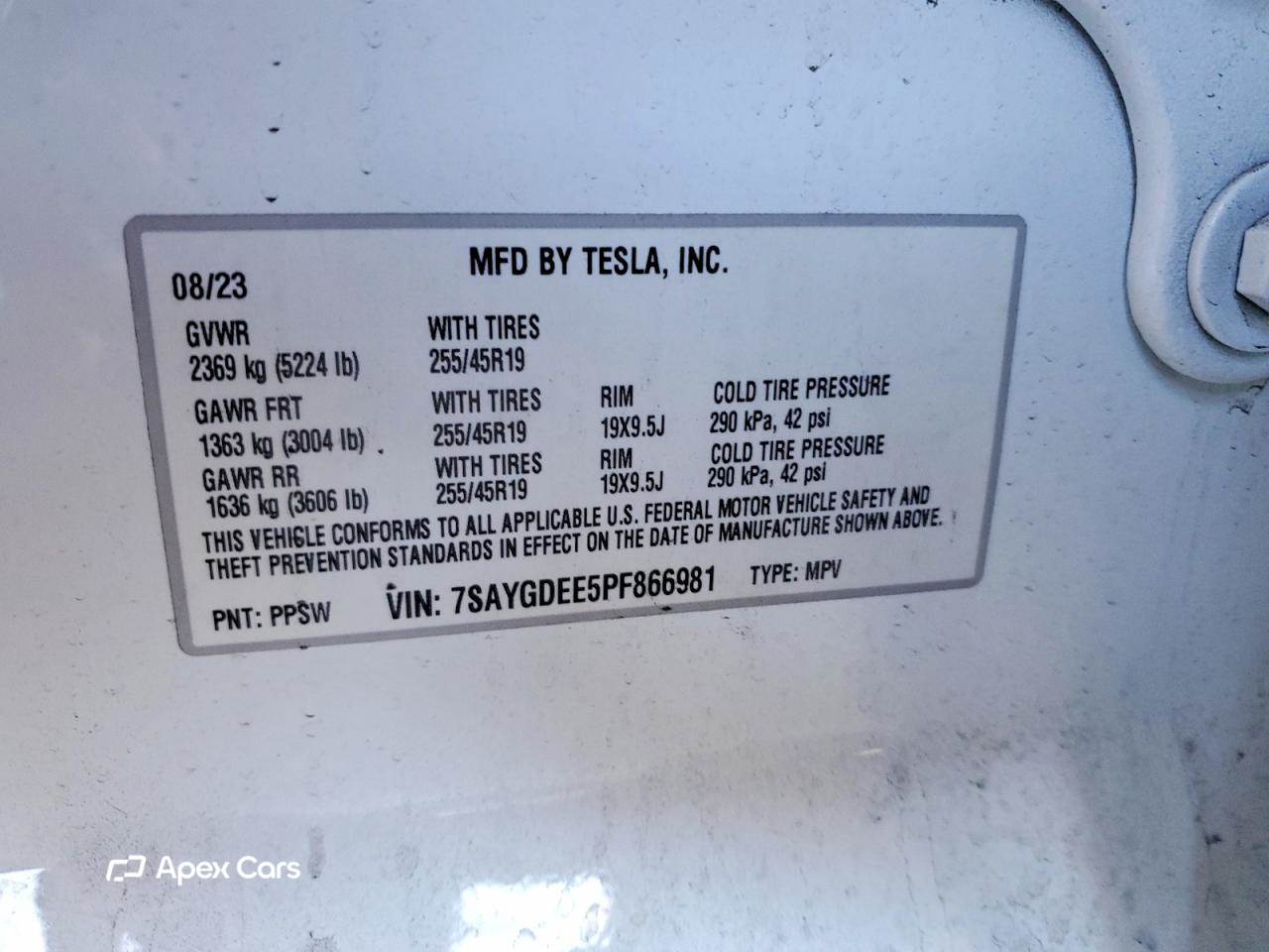 Tesla Model Y 2023