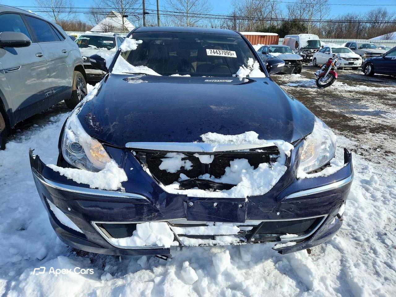 Hyundai Genesis 2012