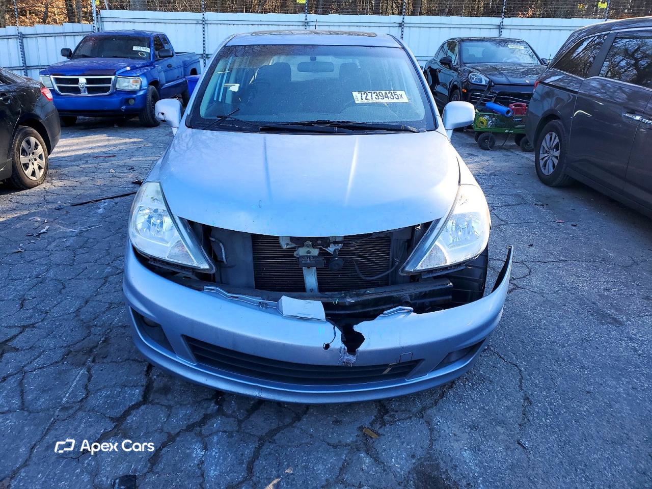 Nissan Versa 2011