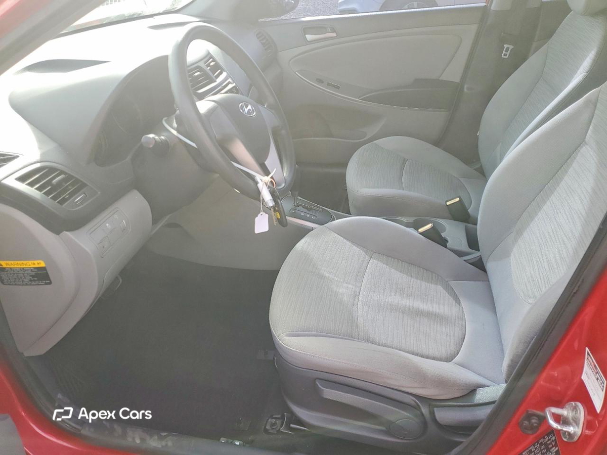 Hyundai Accent 2015