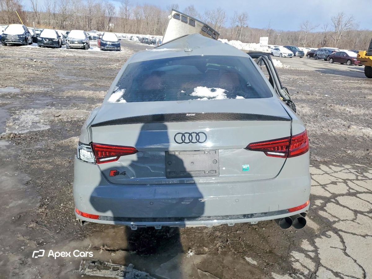 Audi RS4 2019