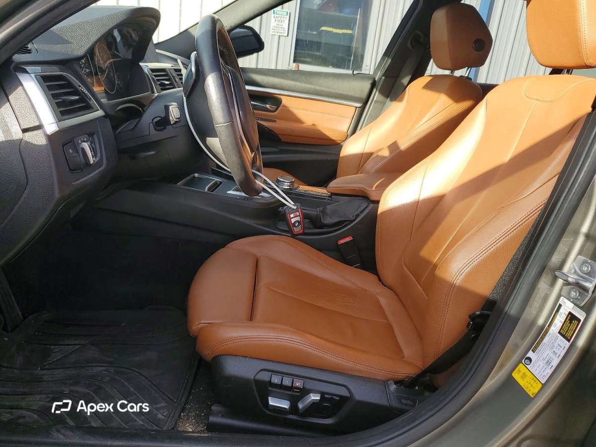 BMW Series 3 2016