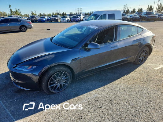 Tesla Model 3 2025 - Image 1 of 13