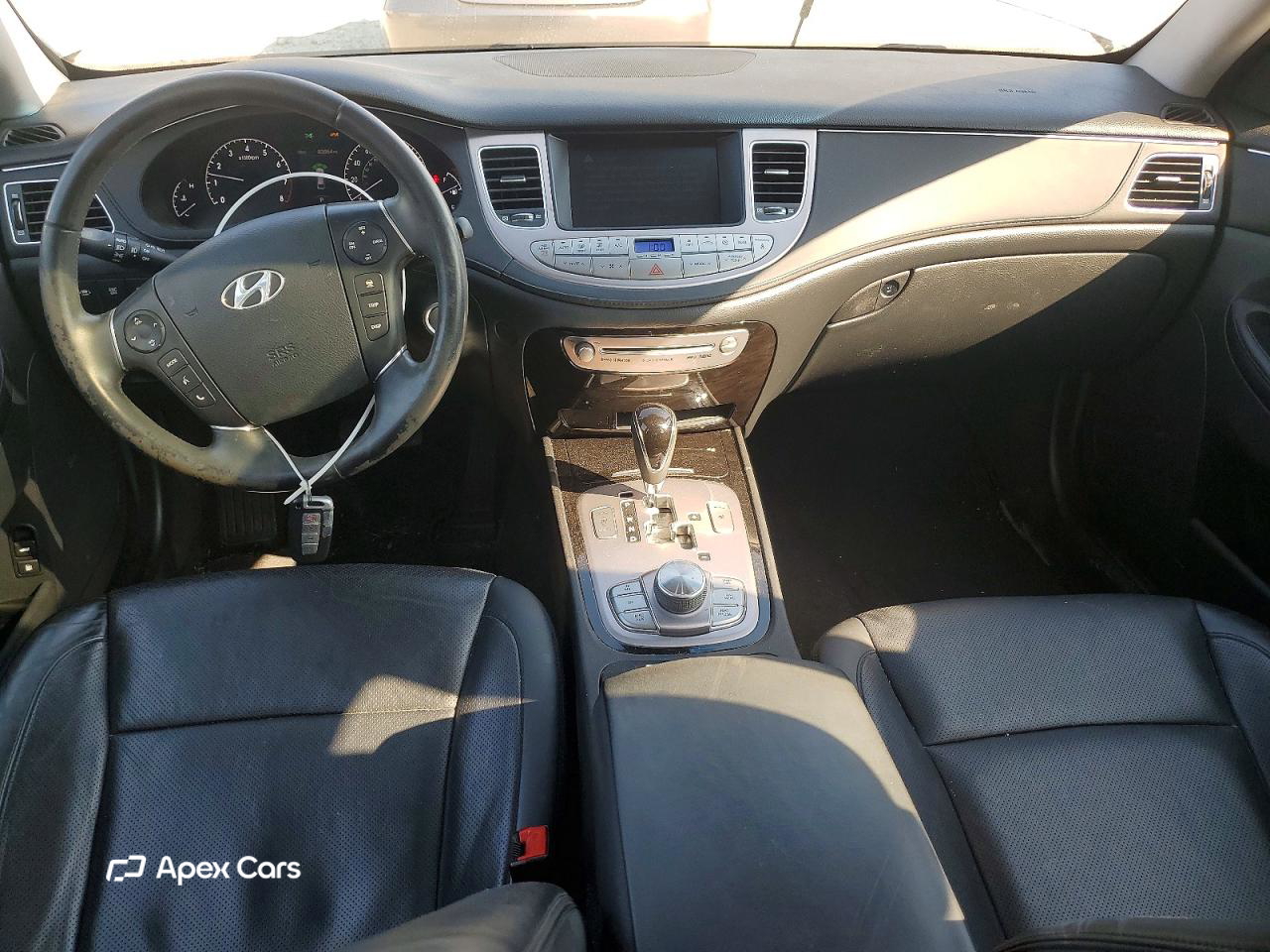 Hyundai Genesis 2012