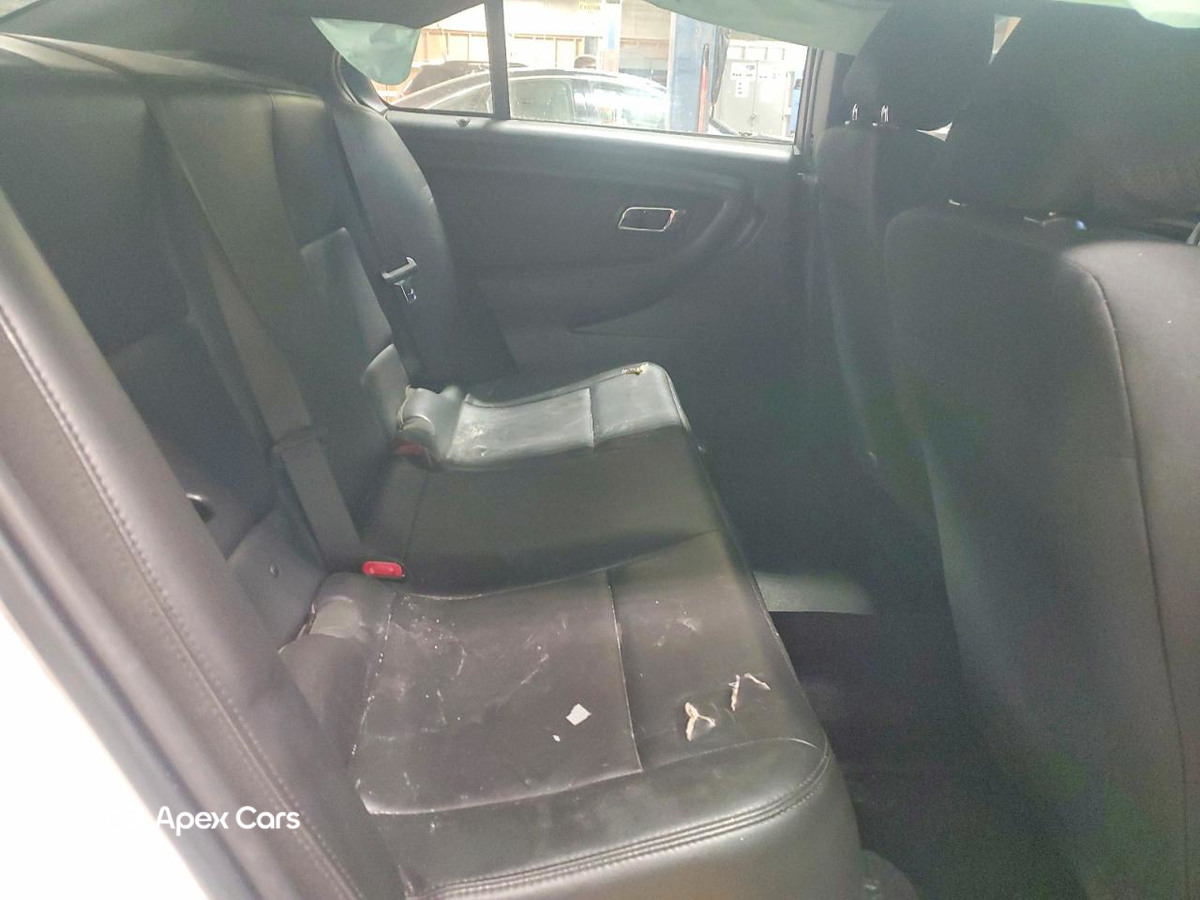 Ford Taurus 2014