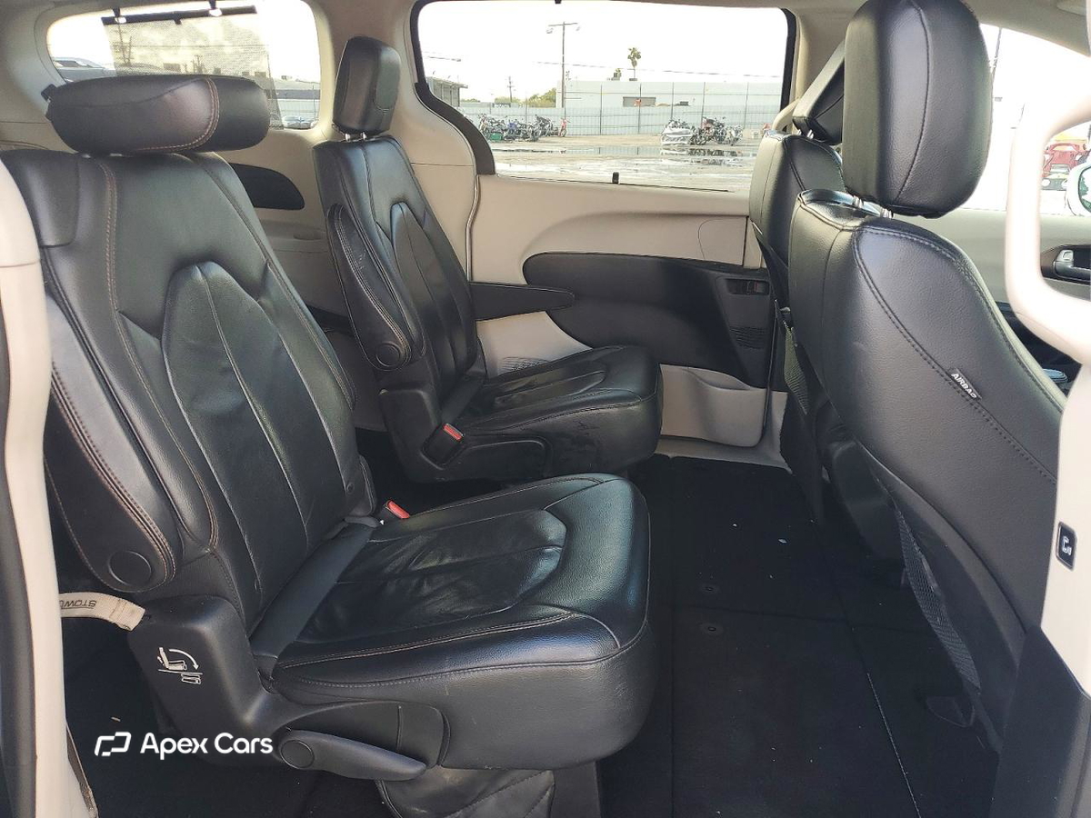 Chrysler Pacifica 2017