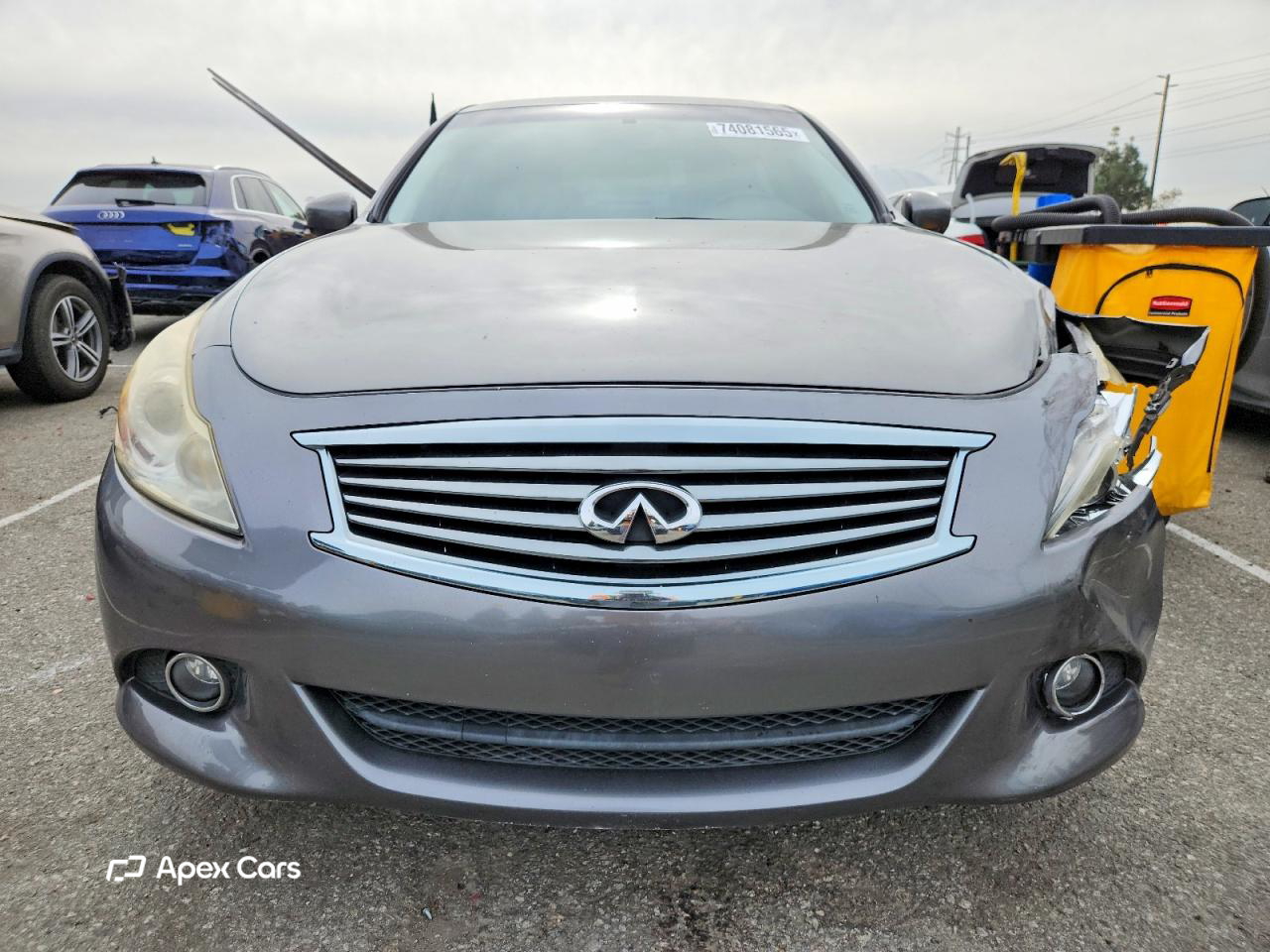 Infiniti G 2010