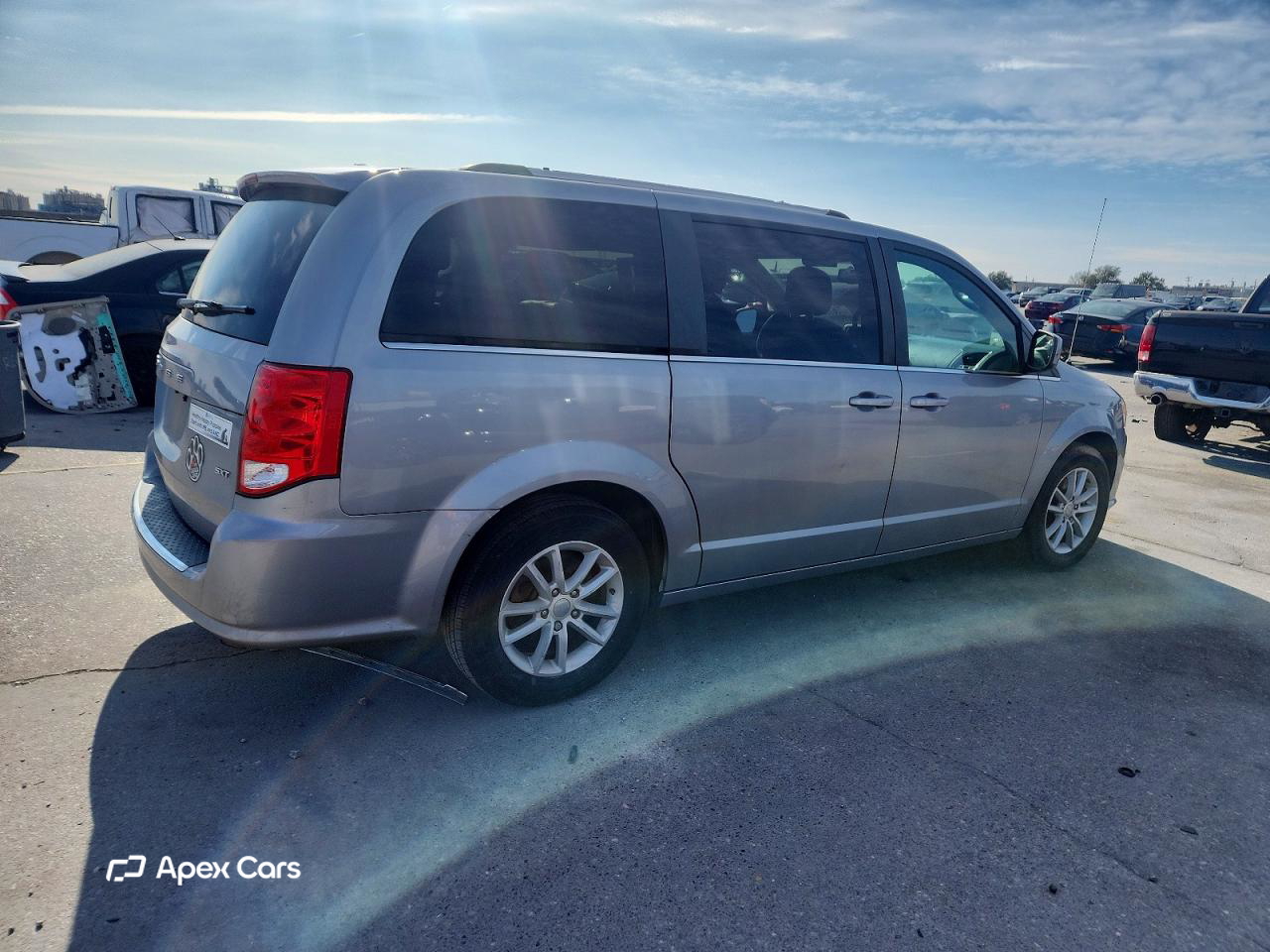 Dodge Caravan 2020