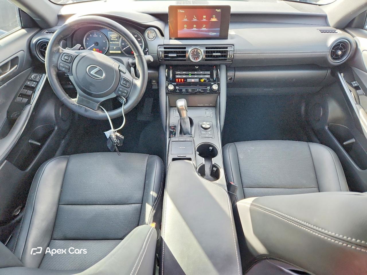 Lexus IS 2024