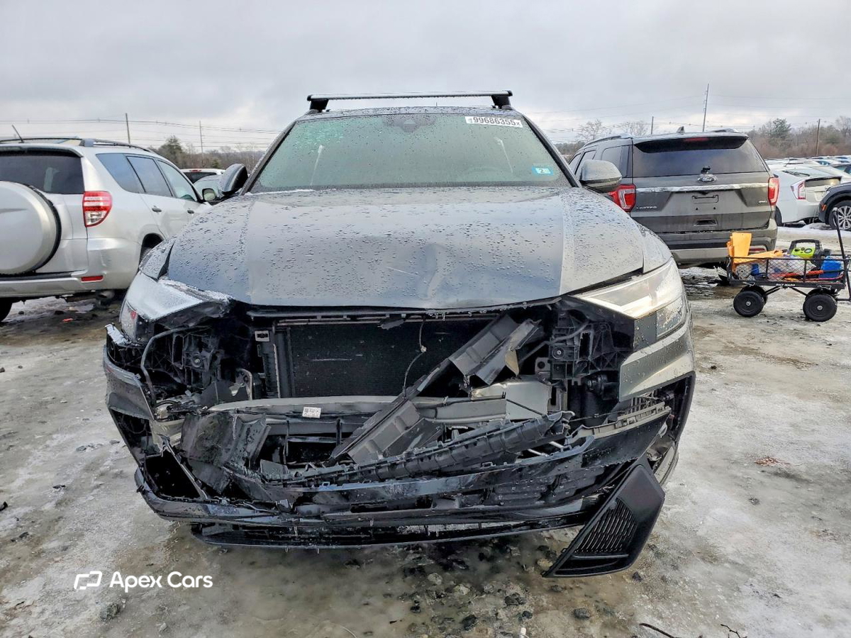 Audi Q8 2021