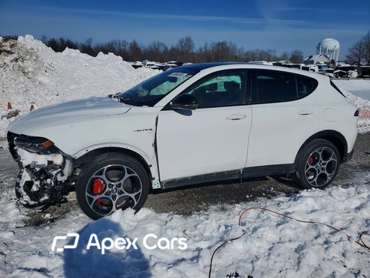 Alfa Romeo Tonale 2024 - Image 1 of 14