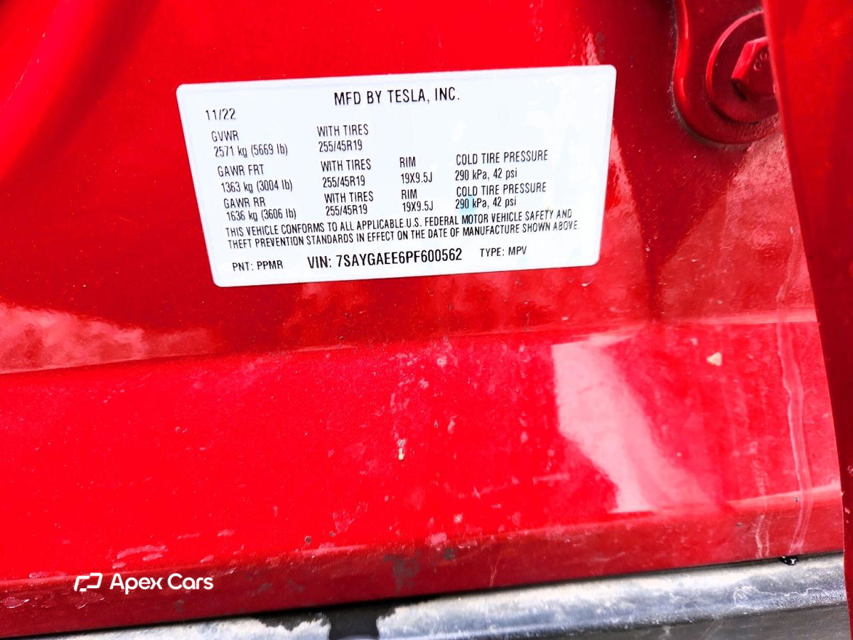 Tesla Model Y 2023