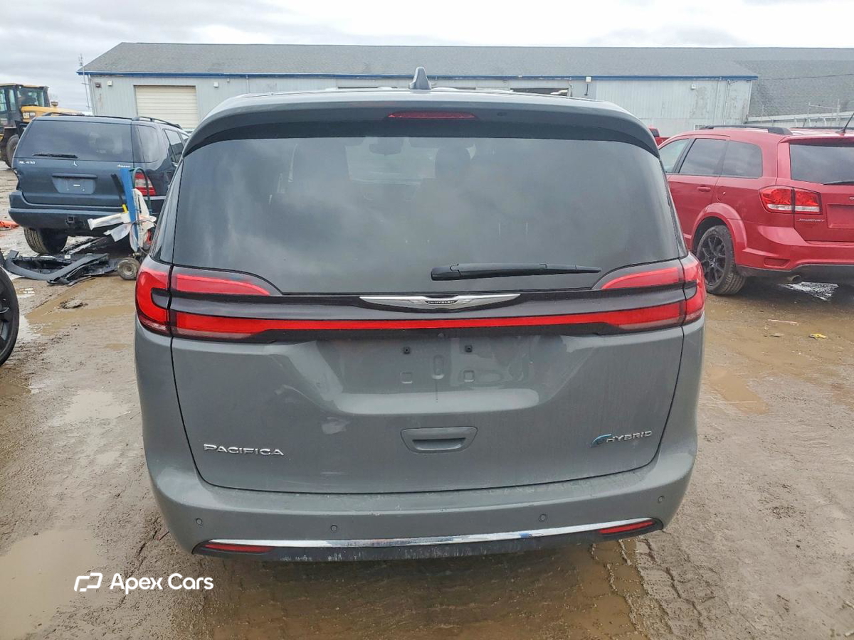 Chrysler Pacifica 2023