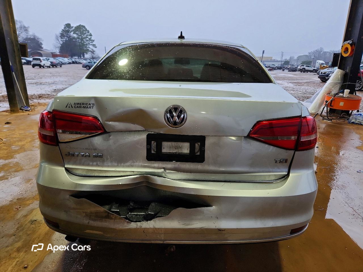 Volkswagen Jetta 2015