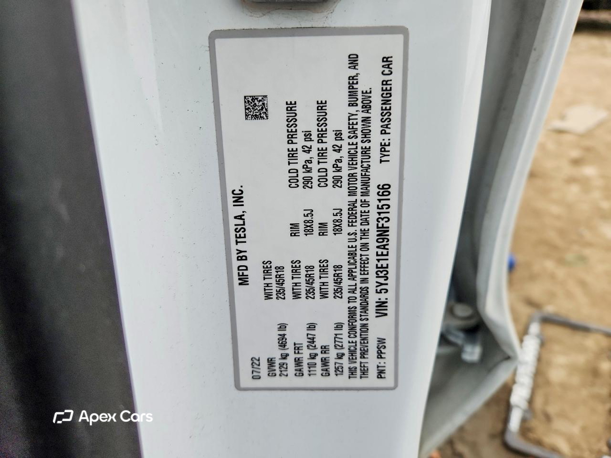 Tesla Model 3 2022