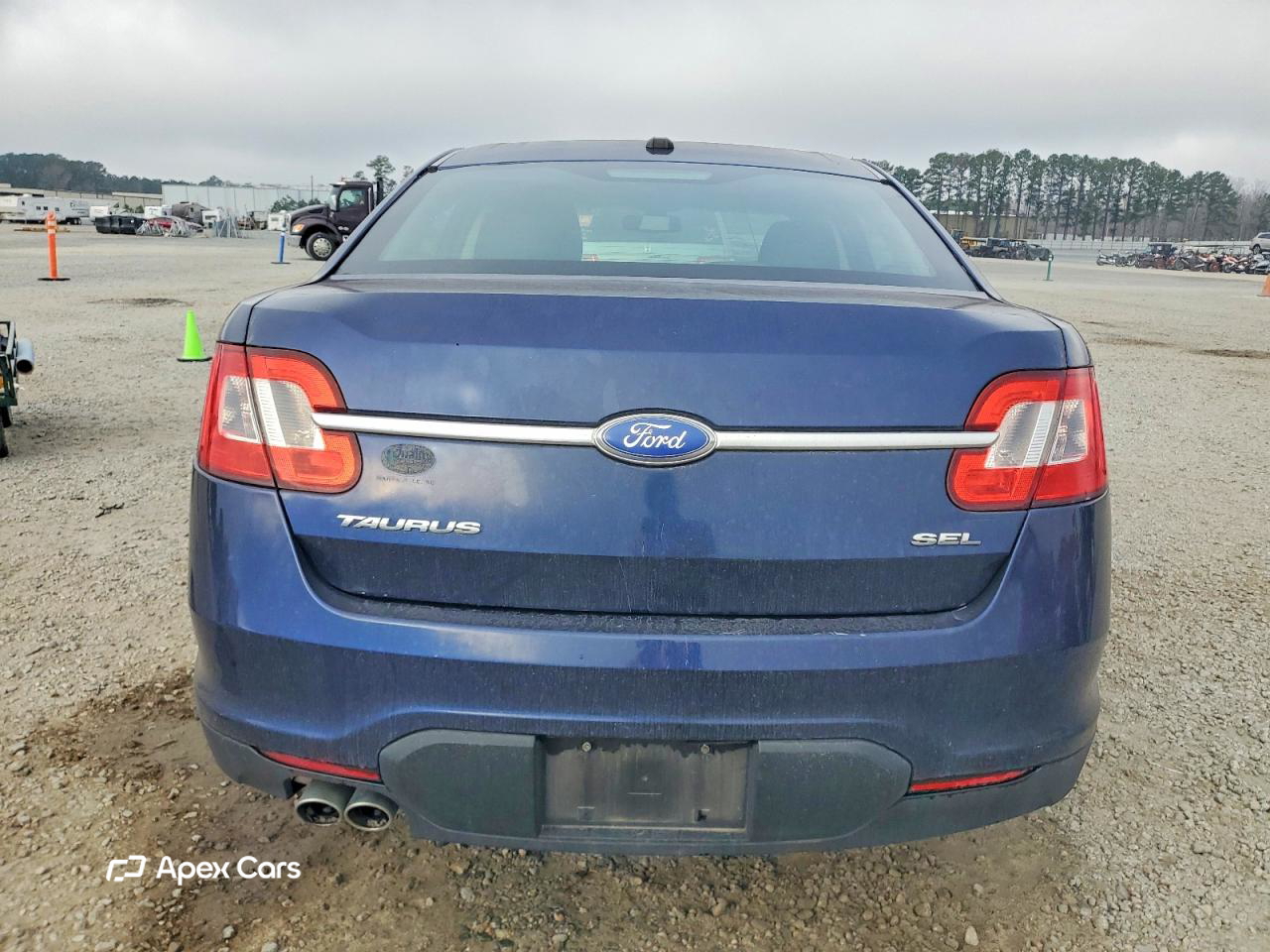 Ford Taurus 2011
