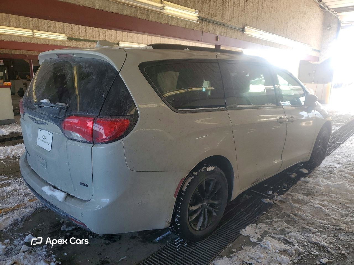 Chrysler Pacifica 2020