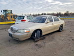 Lincoln Town Car 2010