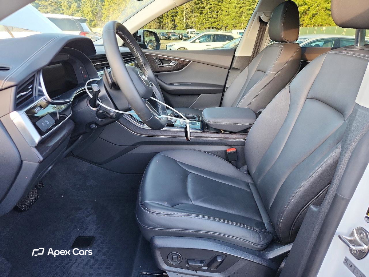 Audi Q8 2023