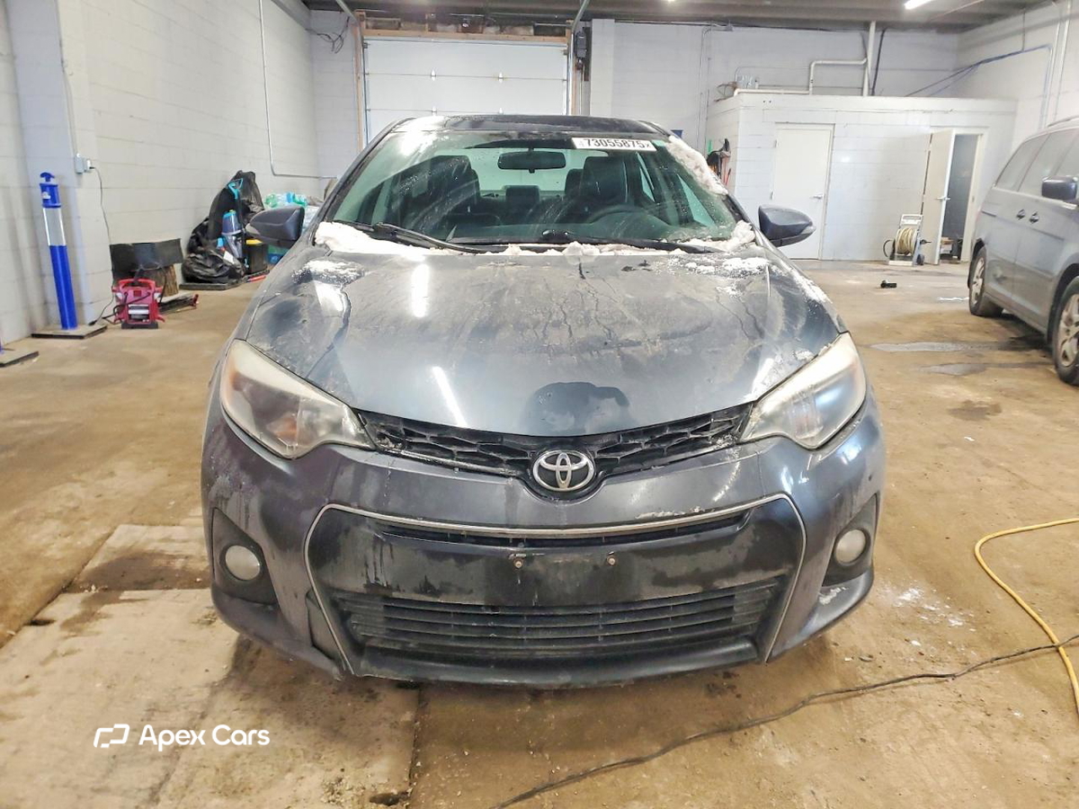 Toyota Corolla 2015