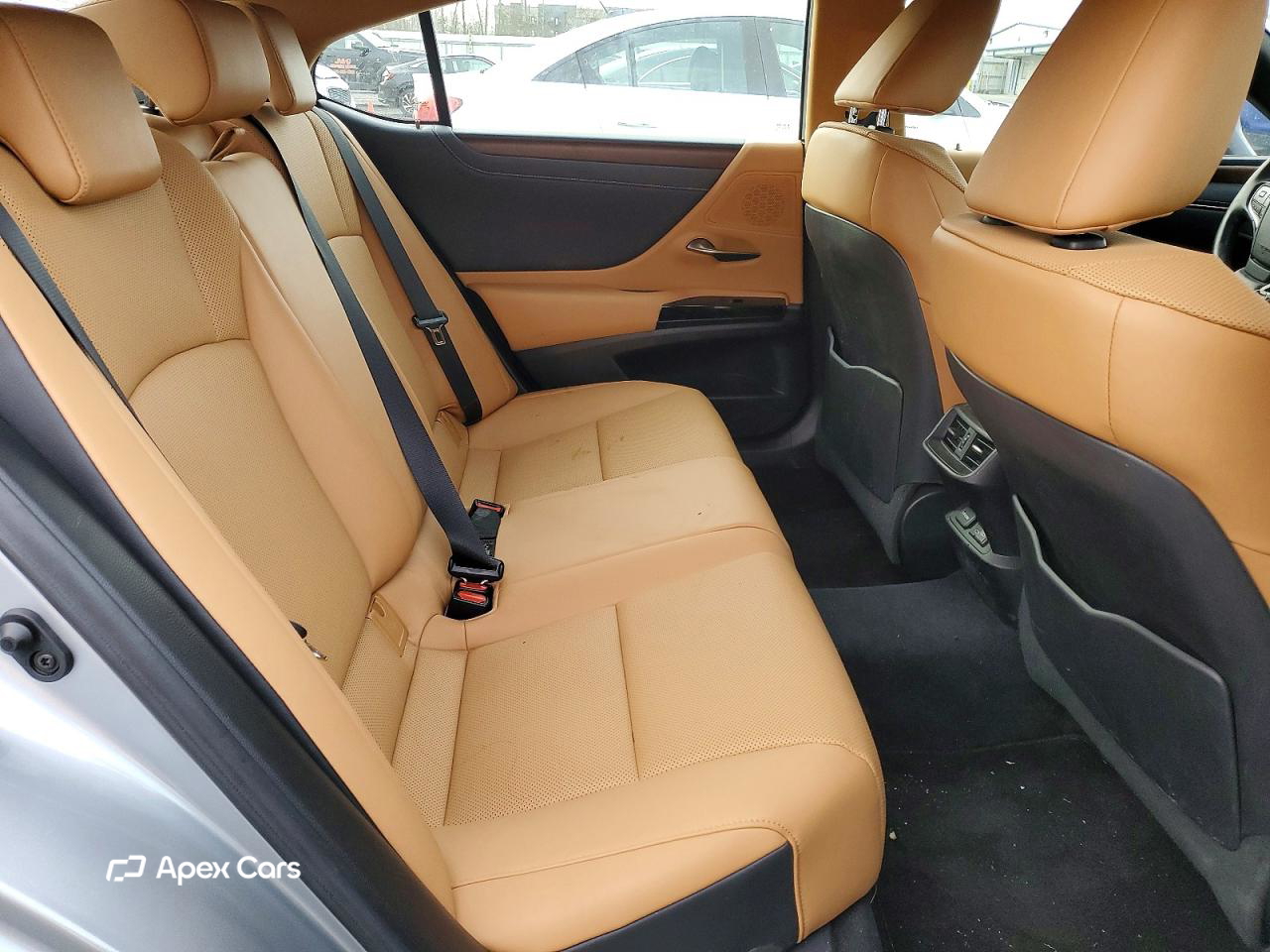 Lexus ES 2022