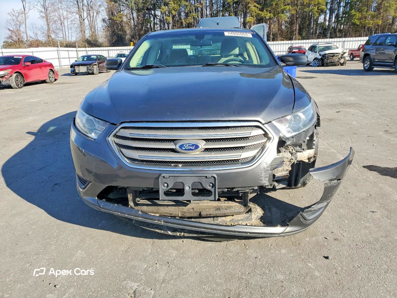 Ford Taurus 2016
