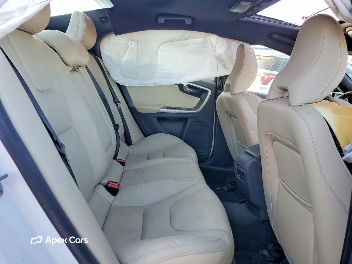 Volvo S60 2015